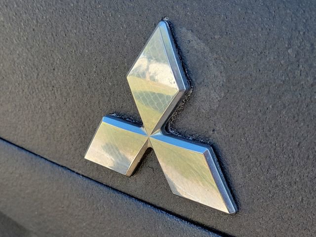 Used 2005 Mitsubishi Endeavor LS image 5