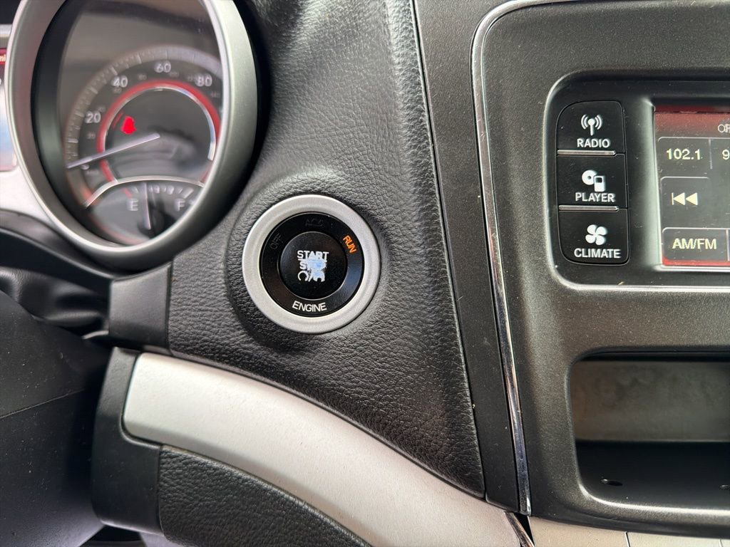 Used 2016 Dodge Journey SXT w/ Comfort/Convenience Group FWD image 27