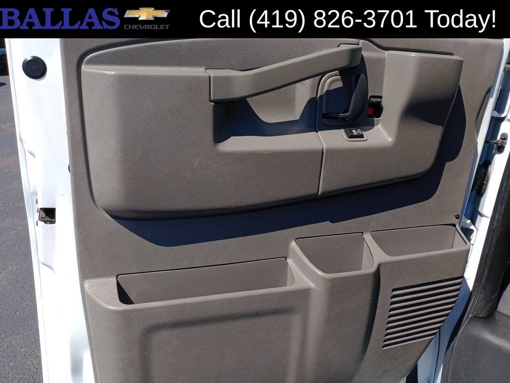 Used 2017 Chevrolet Express 2500 LS RWD image 23