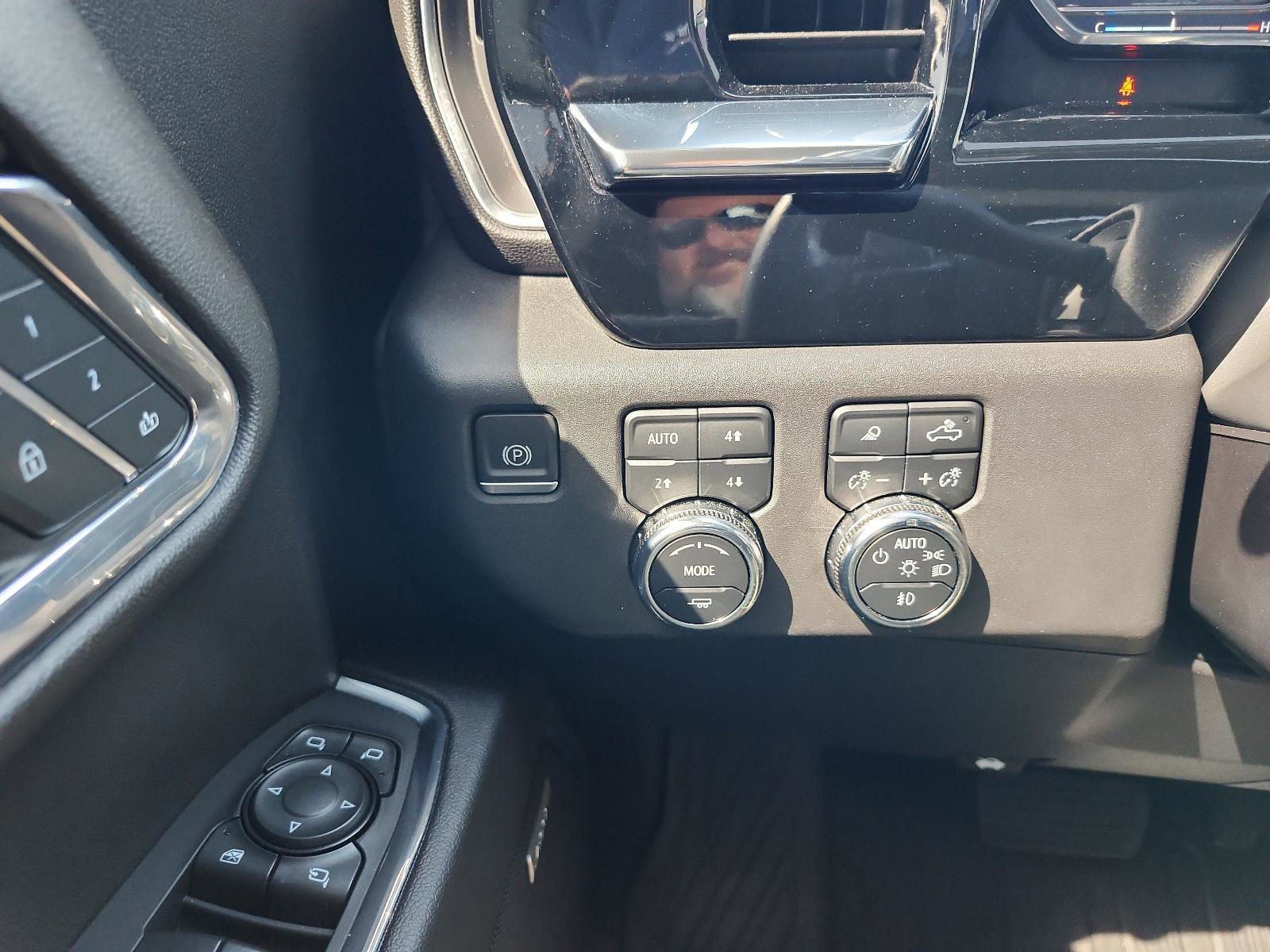 Used 2024 GMC Sierra 1500 SLT w/ SLT Premium Plus Package image 23