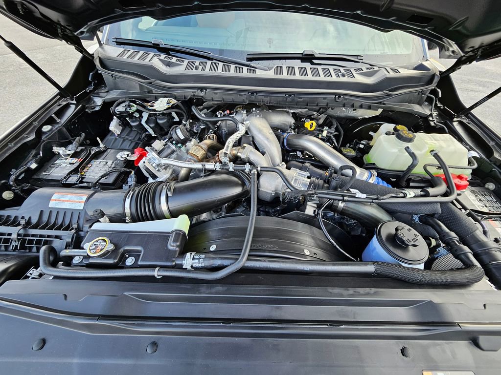 New 2026 Ford F250 Lariat w/ Chrome Package image 30