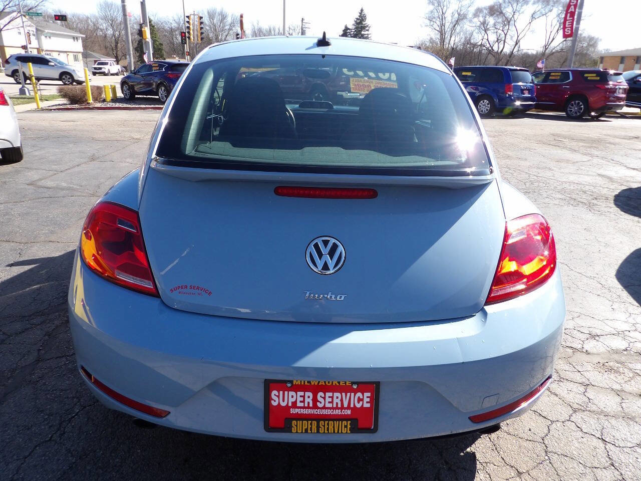 Used 2014 Volkswagen Beetle R-Line FWD image 4