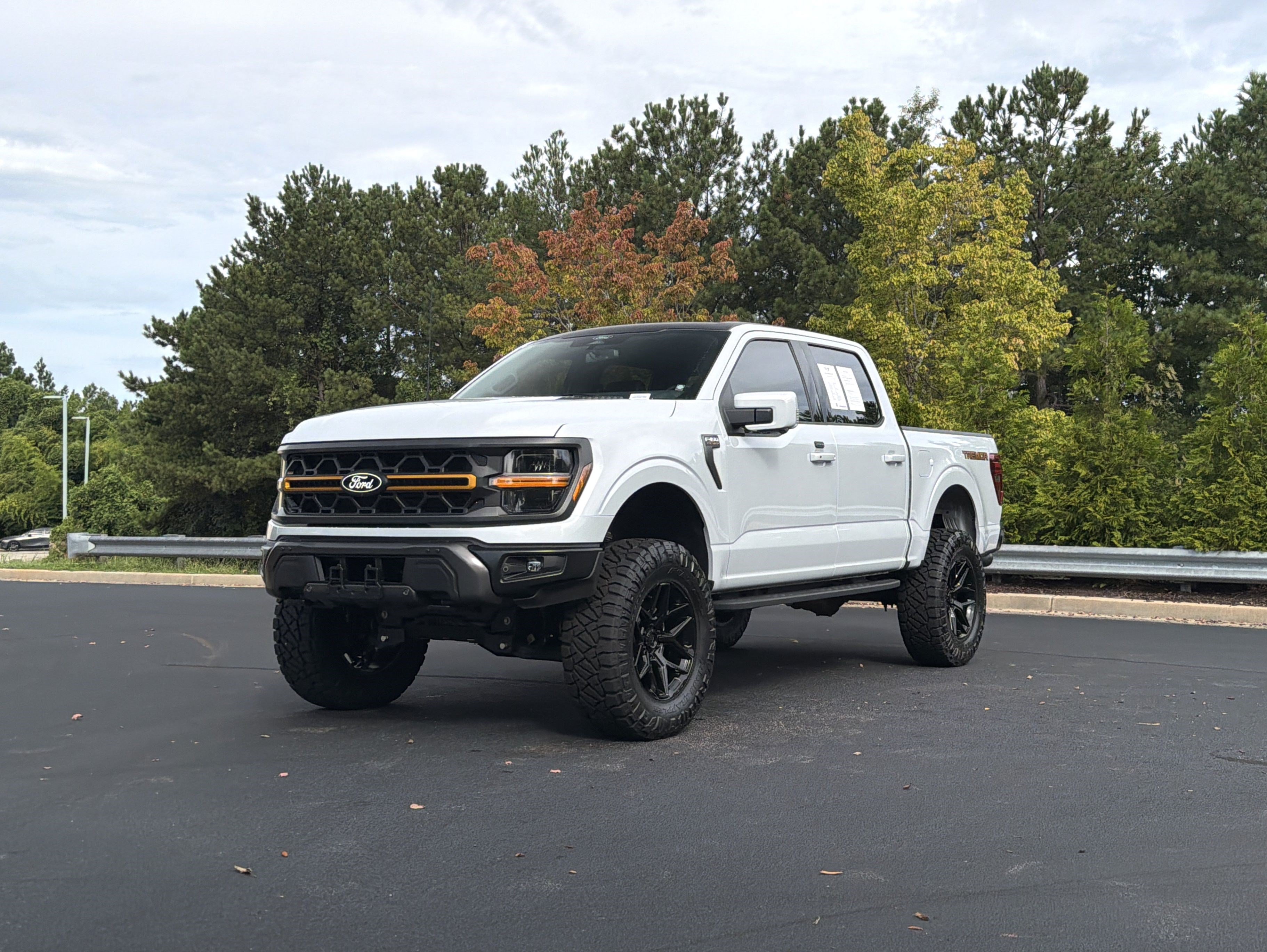 Used 2025 Ford F150 Tremor w/ Equipment Group 402A High AWD/4WD image 13