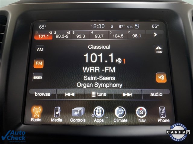 Used 2017 Jeep Cherokee Overland w/ Technology Group image 38