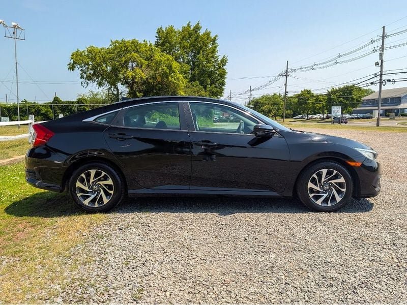 Used 2018 Honda Civic EX image 4