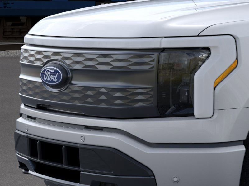 New 2025 Ford F150 Lightning Lariat image 17