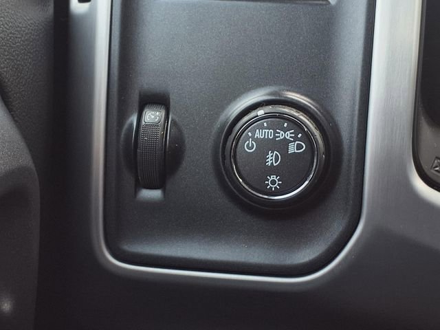 Used 2015 GMC Sierra 1500 SLE w/ SLE Value Package image 10