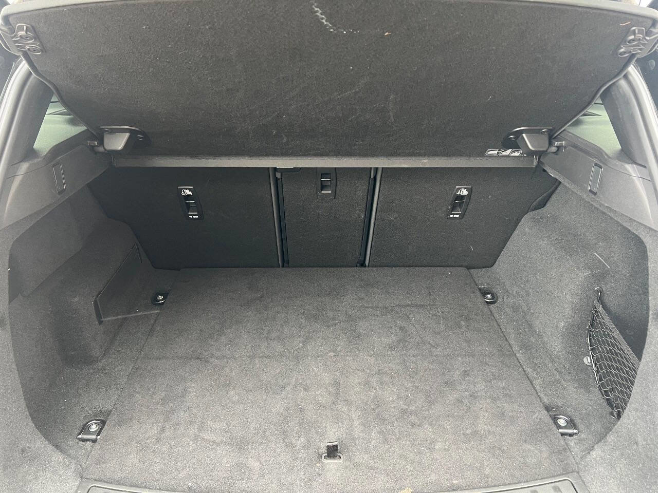 Used 2024 Land Rover Range Rover Evoque S image 27