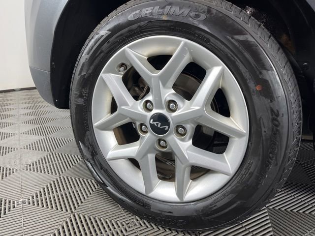 Used 2023 Kia Soul LX w/ Option Group 015 image 16