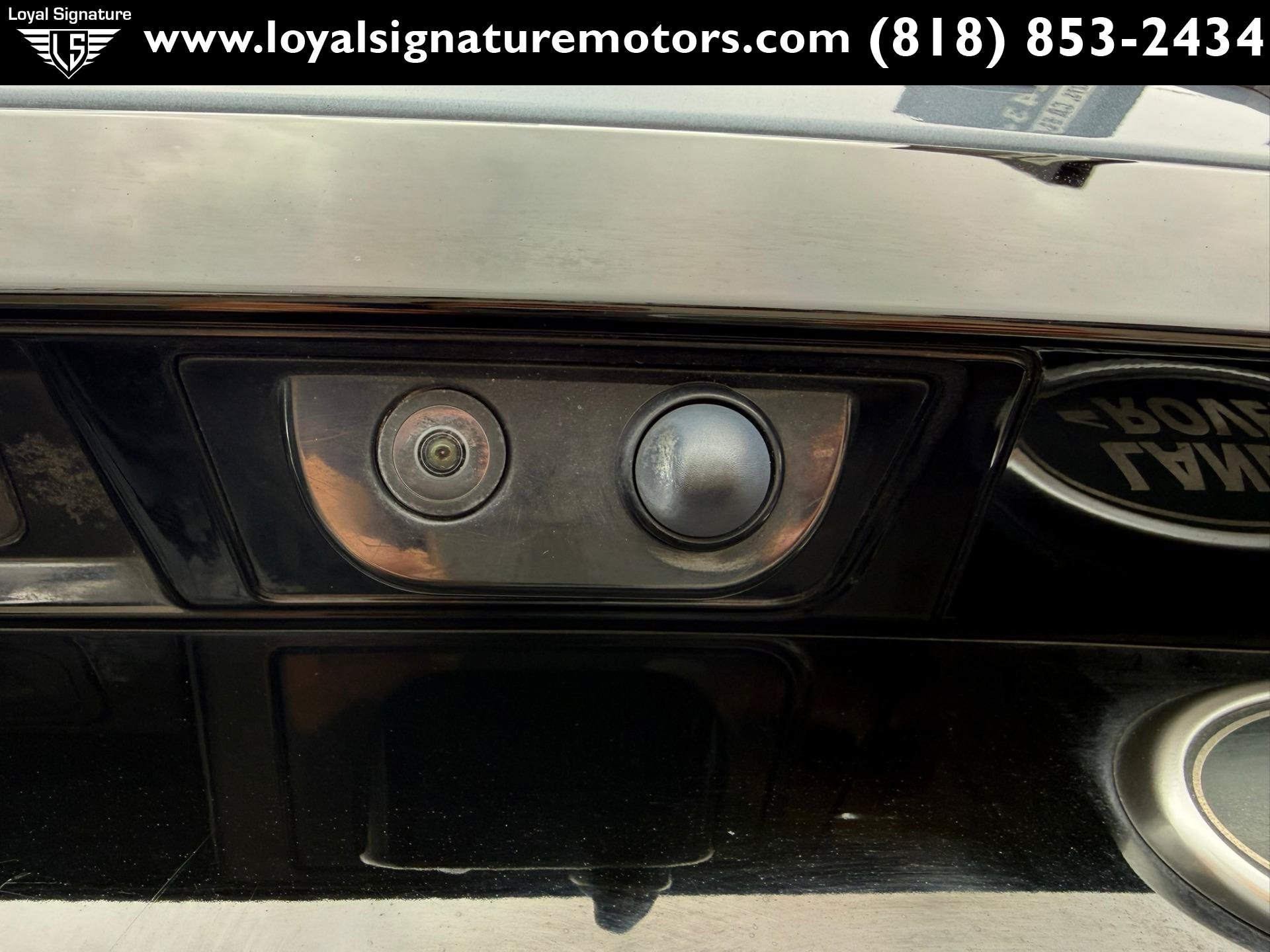 Used 2019 Land Rover Discovery HSE AWD/4WD image 16