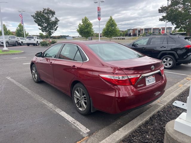 Used 2015 Toyota Camry SE FWD image 9