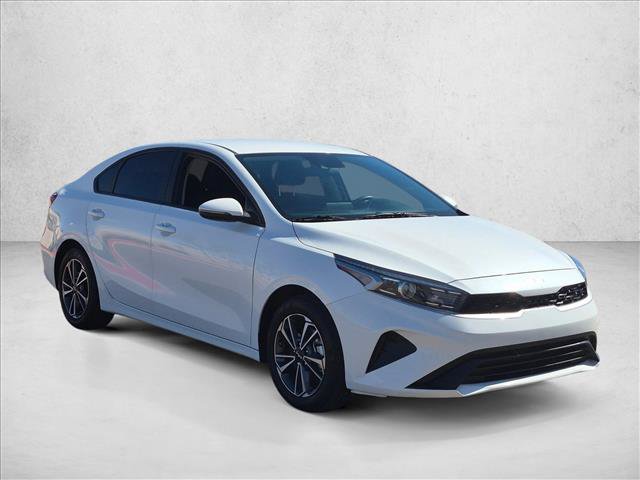 Used 2024 Kia Forte LXS w/ LXS Technology Package FWD image 3