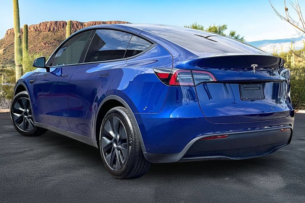 Used 2025 Tesla Model Y Long Range RWD image 13