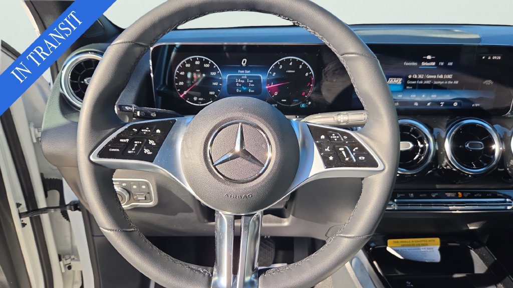 Used 2026 Mercedes-Benz GLB 250 4MATIC image 11