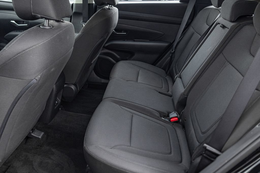 Certified 2026 Hyundai Tucson SE FWD image 28