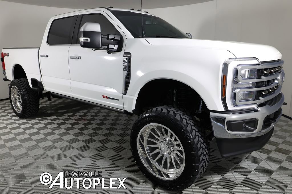 Used 2026 Ford F250 King Ranch w/ Chrome Package image 3