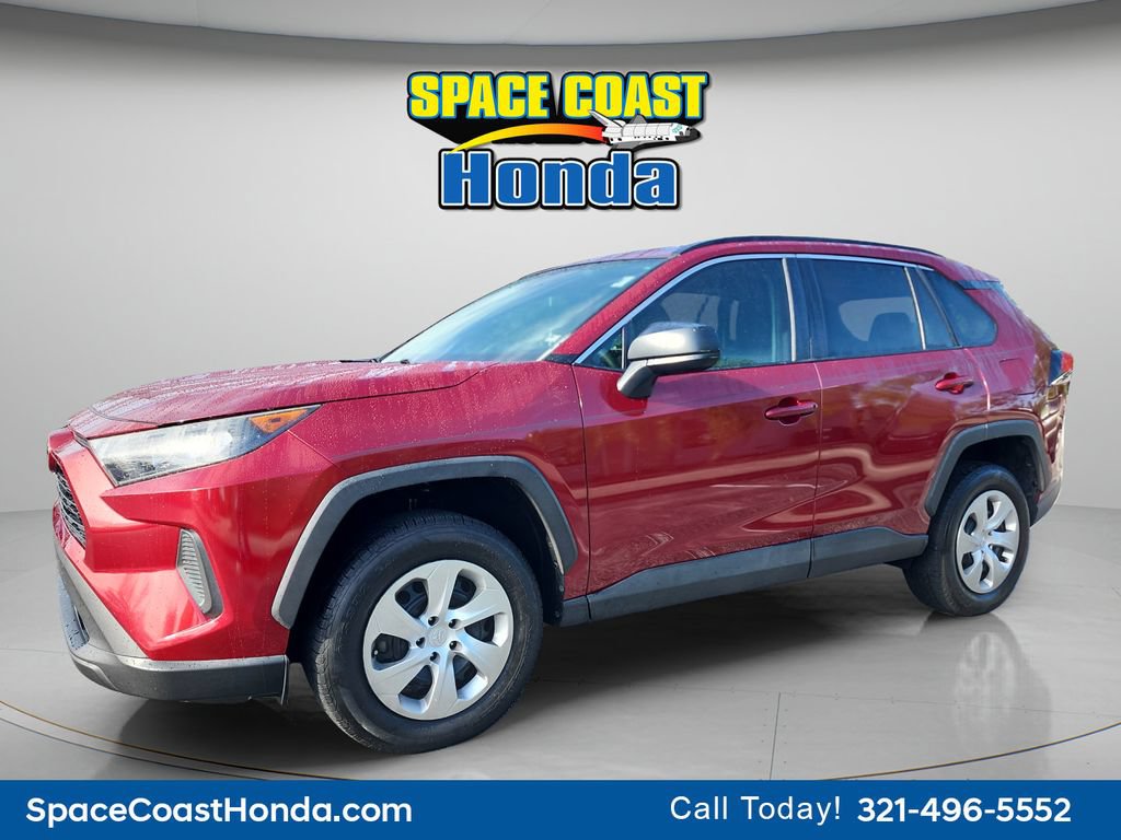 Used 2020 Toyota RAV4 LE FWD image 7