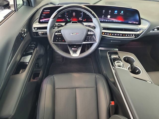 New 2026 Cadillac Lyriq V image 16