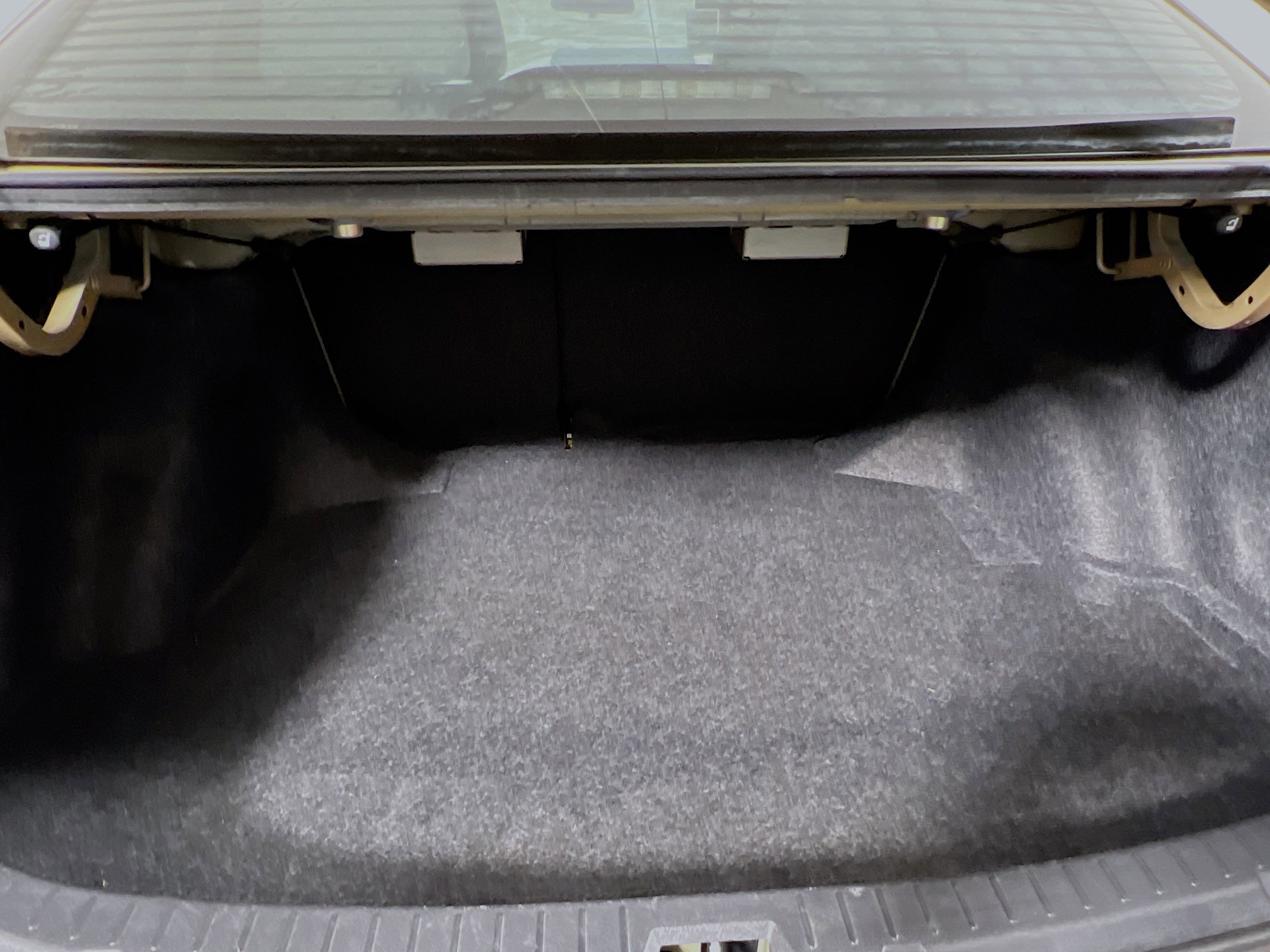 Used 2012 Toyota Corolla LE image 32