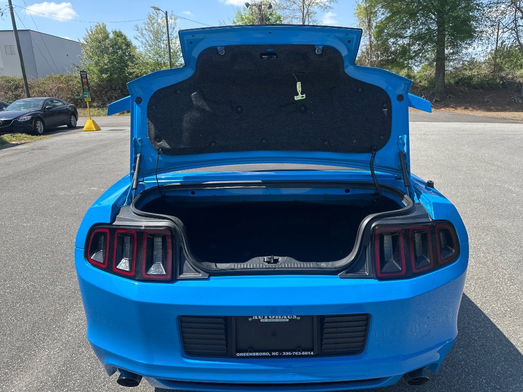 Used 2013 Ford Mustang Convertible image 34