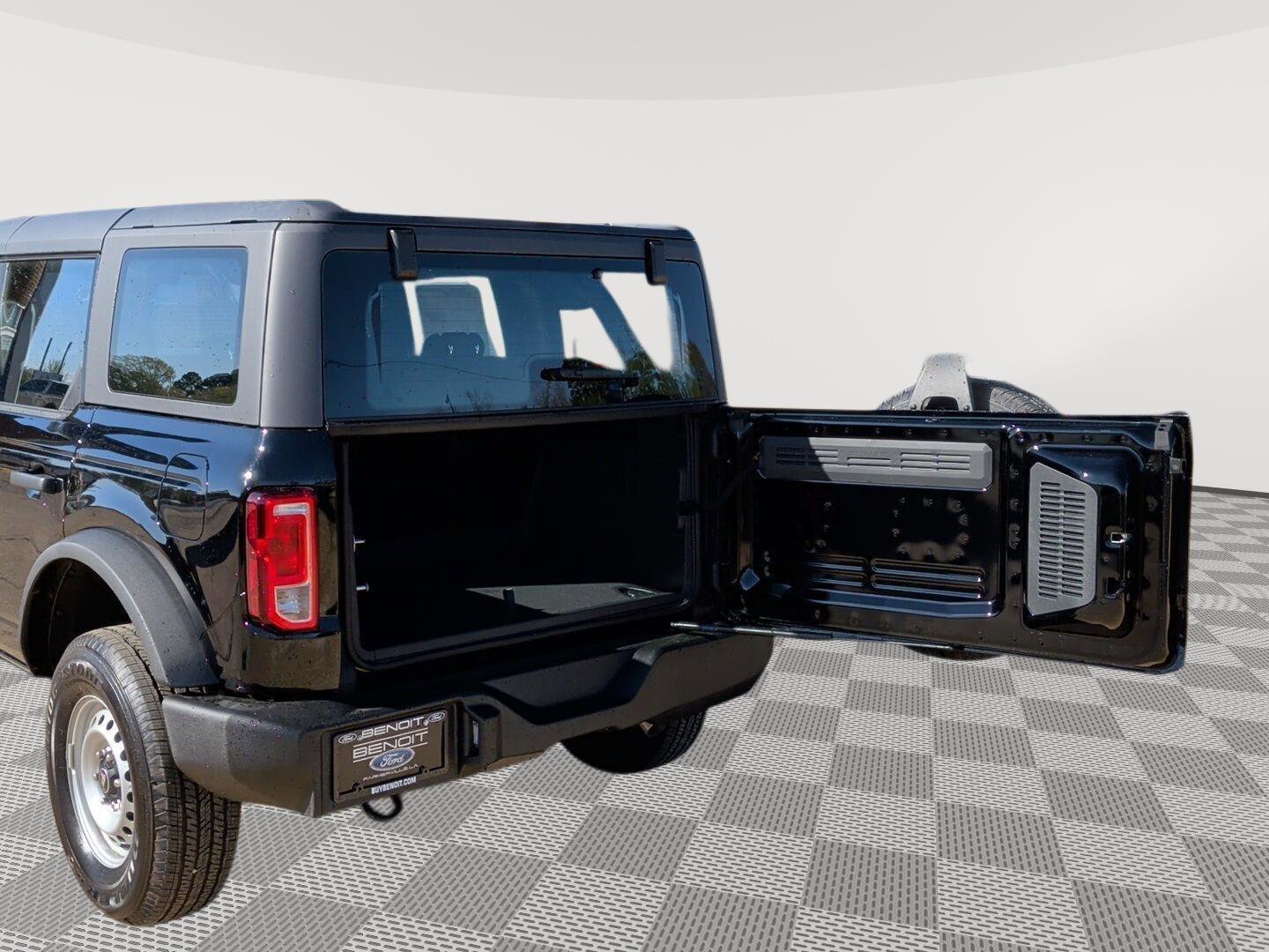 New 2025 Ford Bronco 4-Door image 20