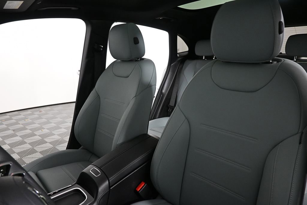 Certified 2026 Mercedes-Benz GLA 35 AMG 4MATIC image 5