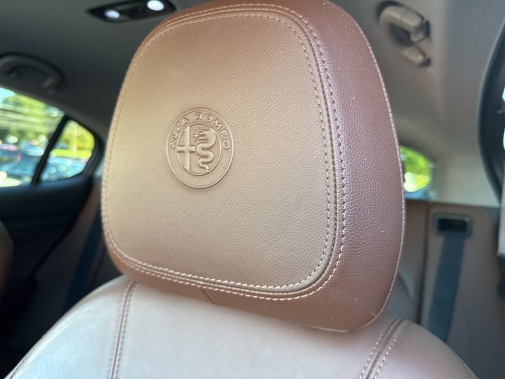 Used 2020 Alfa Romeo Stelvio Ti image 27