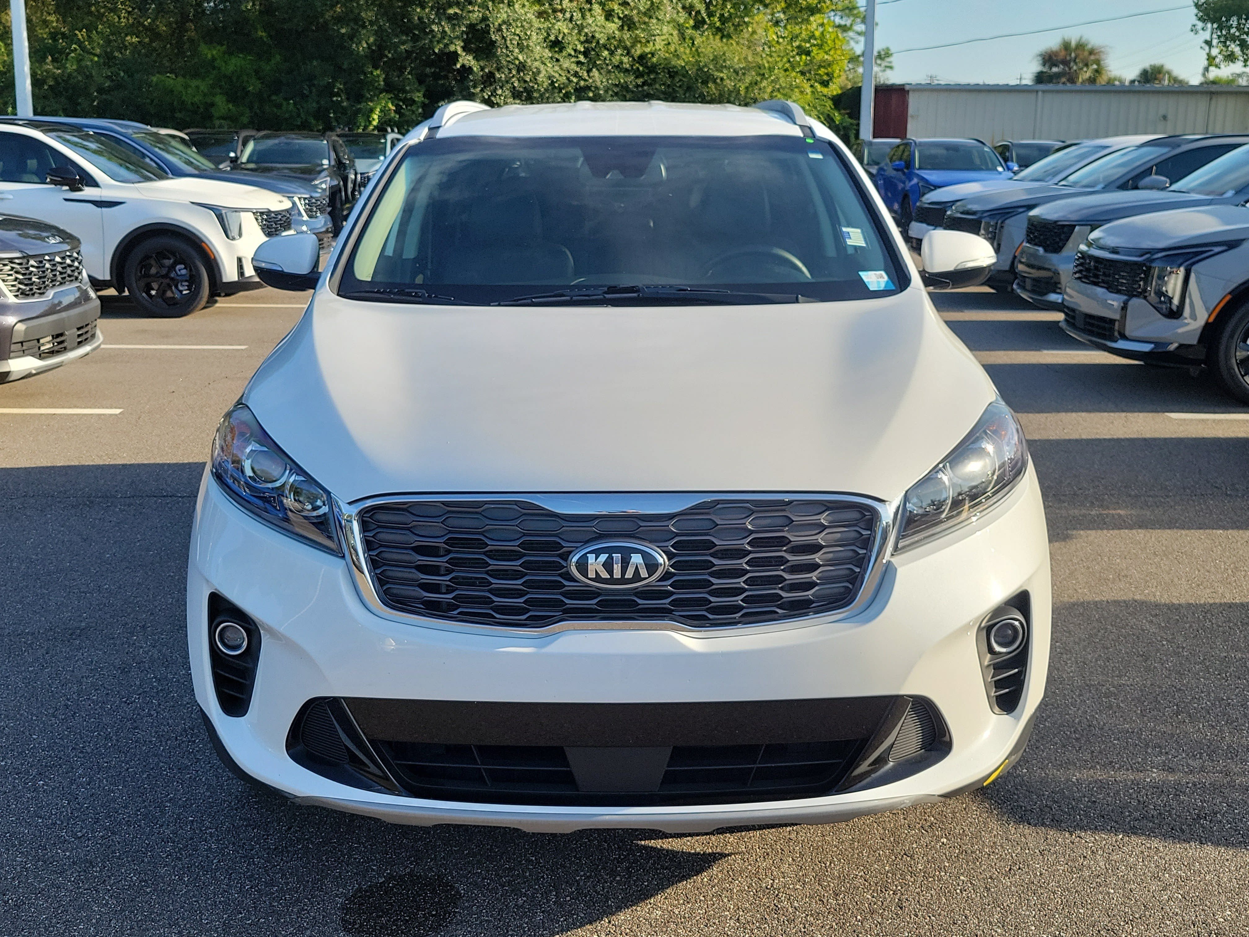 Used 2019 Kia Sorento EX AWD/4WD image 2