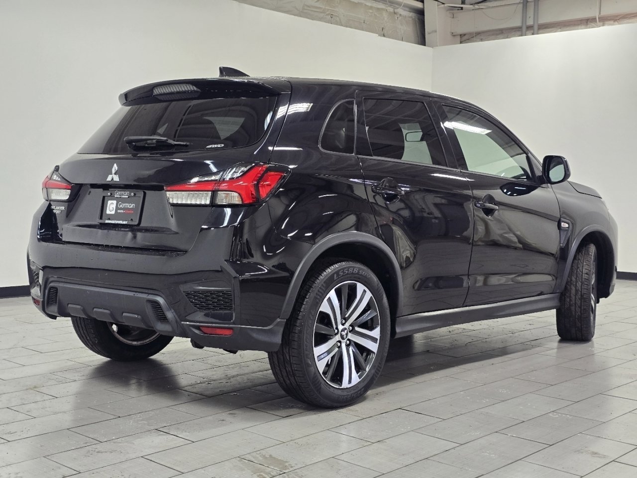 Used 2020 Mitsubishi Outlander Sport ES image 14