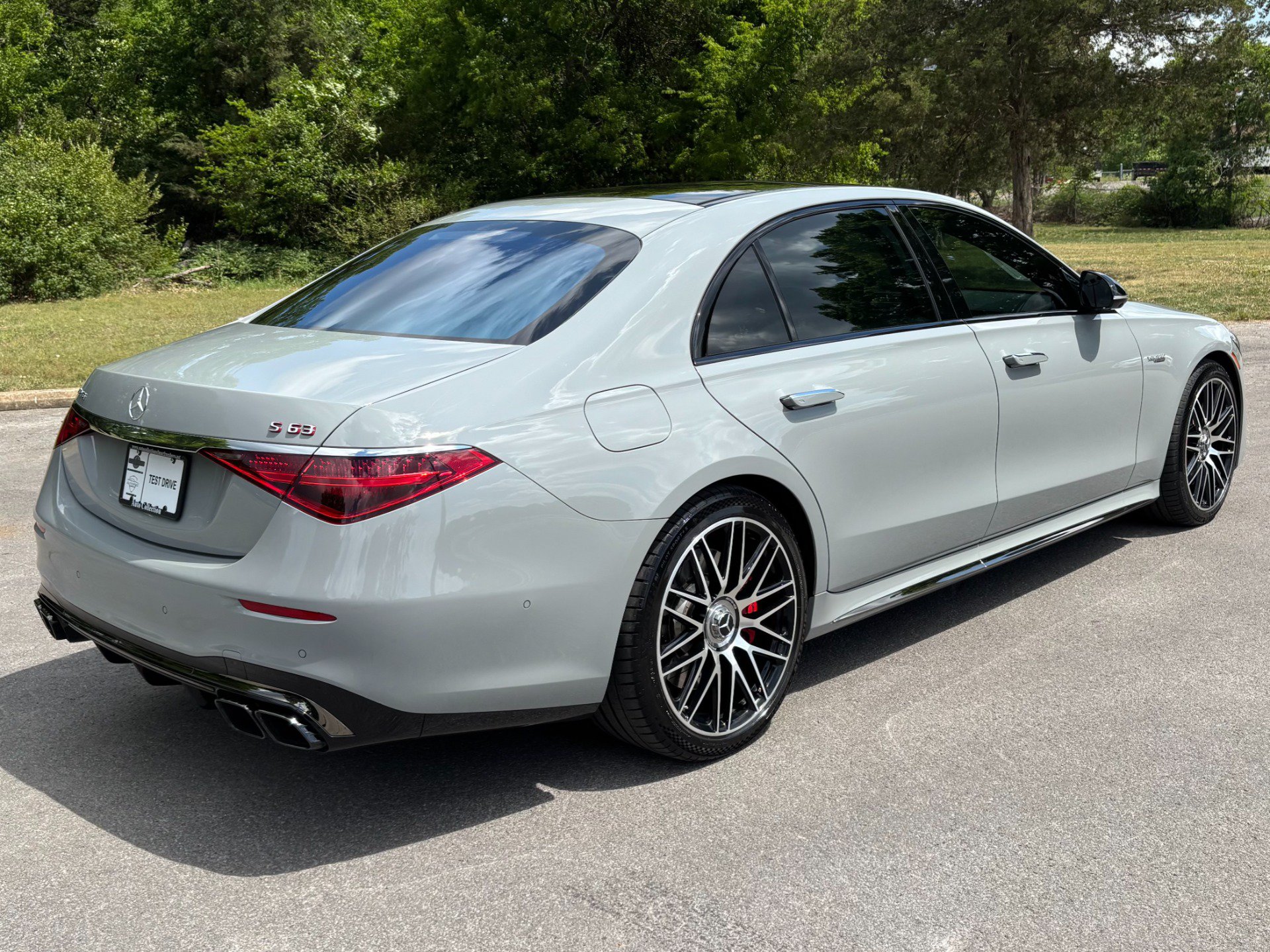 Used 2024 Mercedes-Benz S 63 AMG S image 3