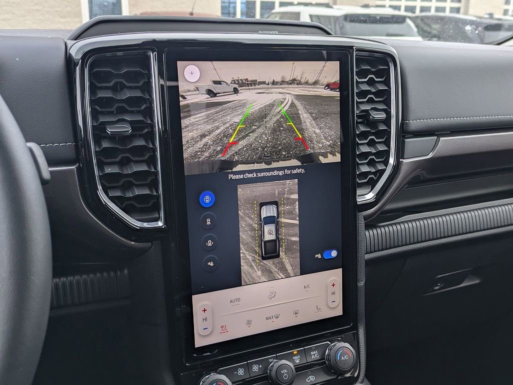 New 2025 Ford Ranger Lariat w/ Trailer Tow Package image 21