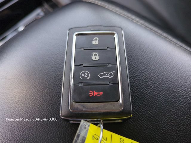 Used 2021 Jeep Grand Cherokee L Limited AWD/4WD image 31