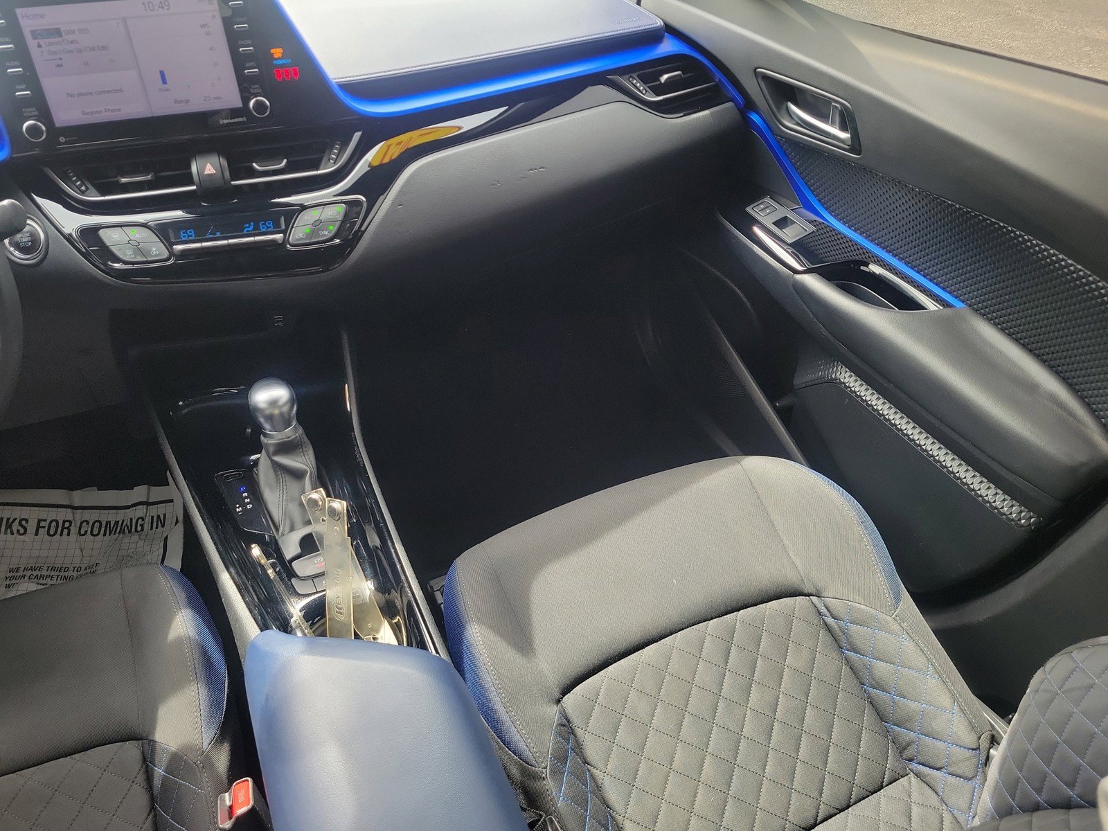 Used 2021 Toyota C-HR XLE FWD image 13