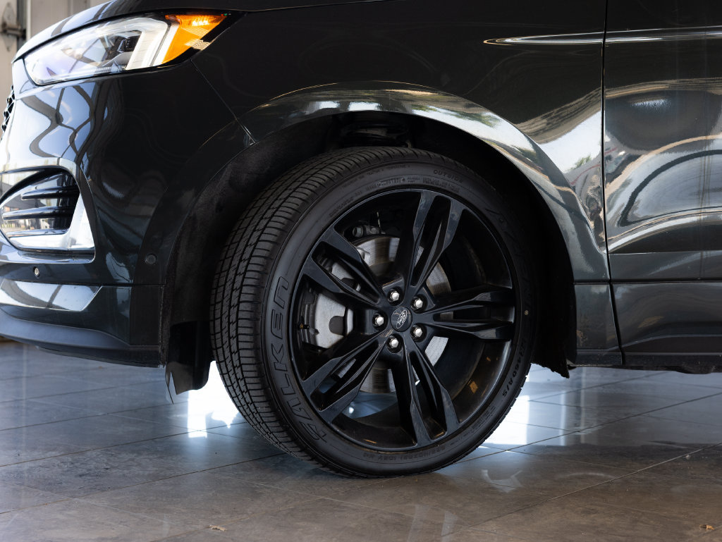 Used 2022 Ford Edge ST w/ Equipment Group 401A AWD/4WD image 6