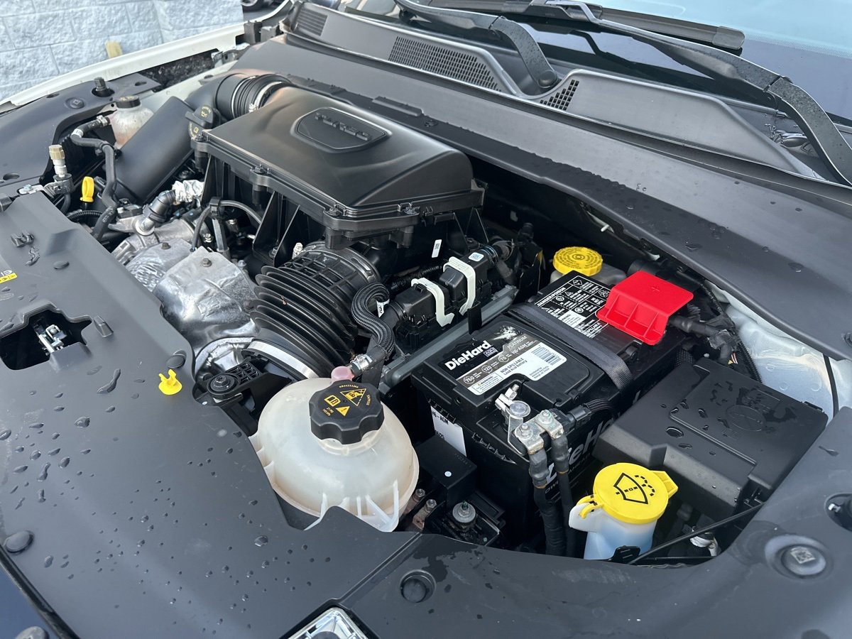 Used 2024 Jeep Compass Limited image 30