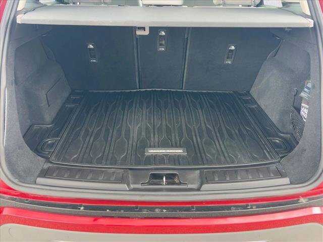 Used 2020 Land Rover Range Rover Evoque S image 6