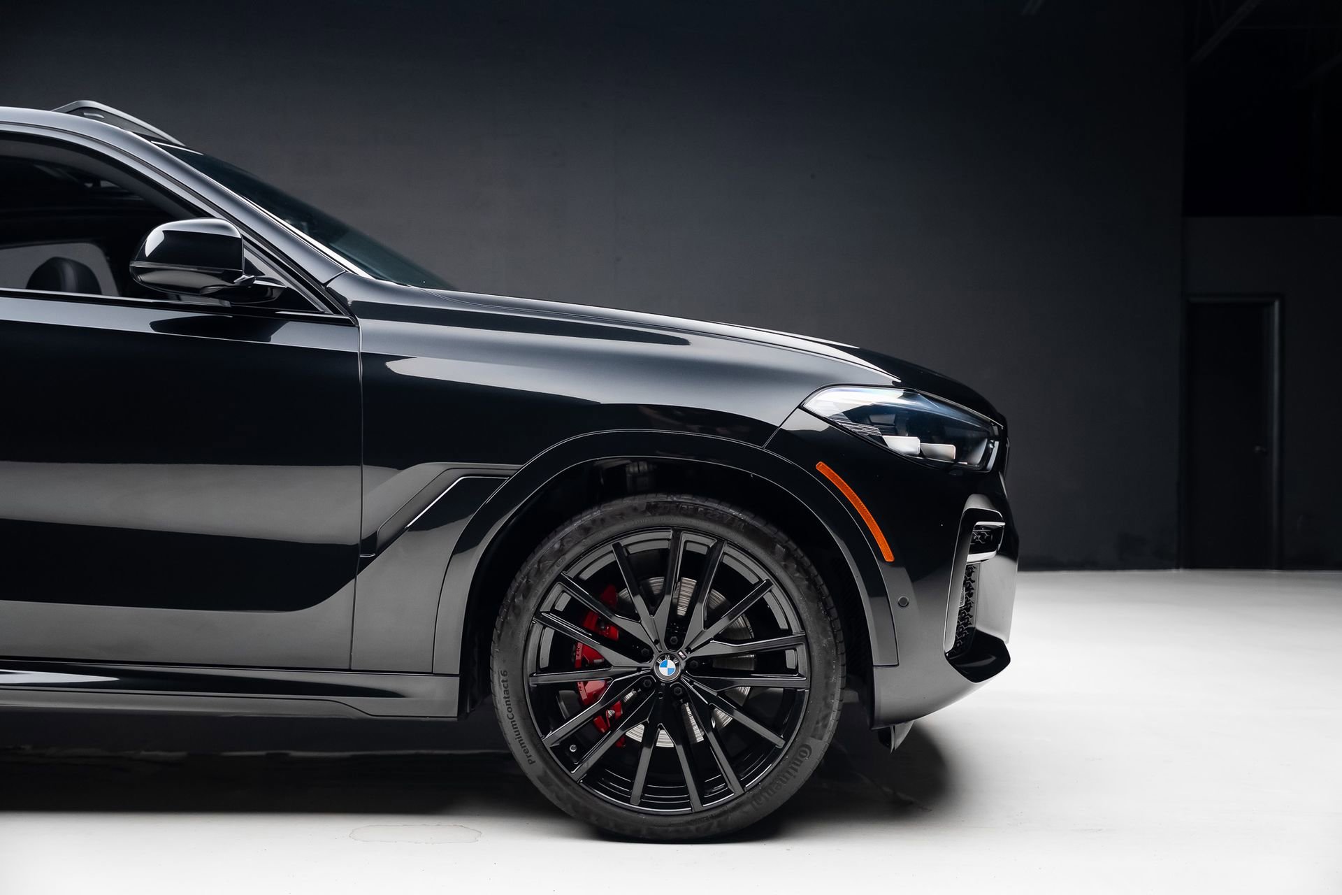 Used 2023 BMW X6 xDrive40i w/ M Sport Package AWD/4WD image 38