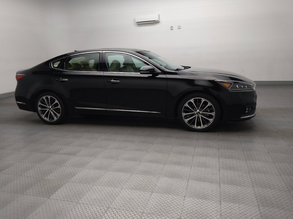 Used 2019 Kia Cadenza Technology image 11