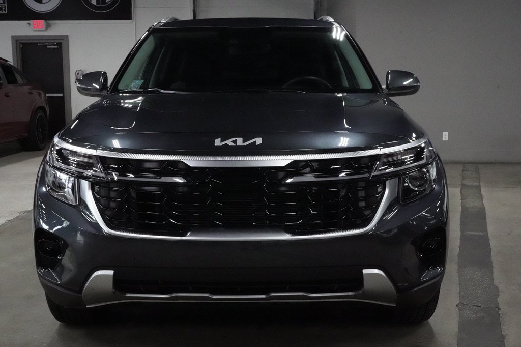Used 2025 Kia Seltos EX w/ EX Sunroof Package FWD image 8