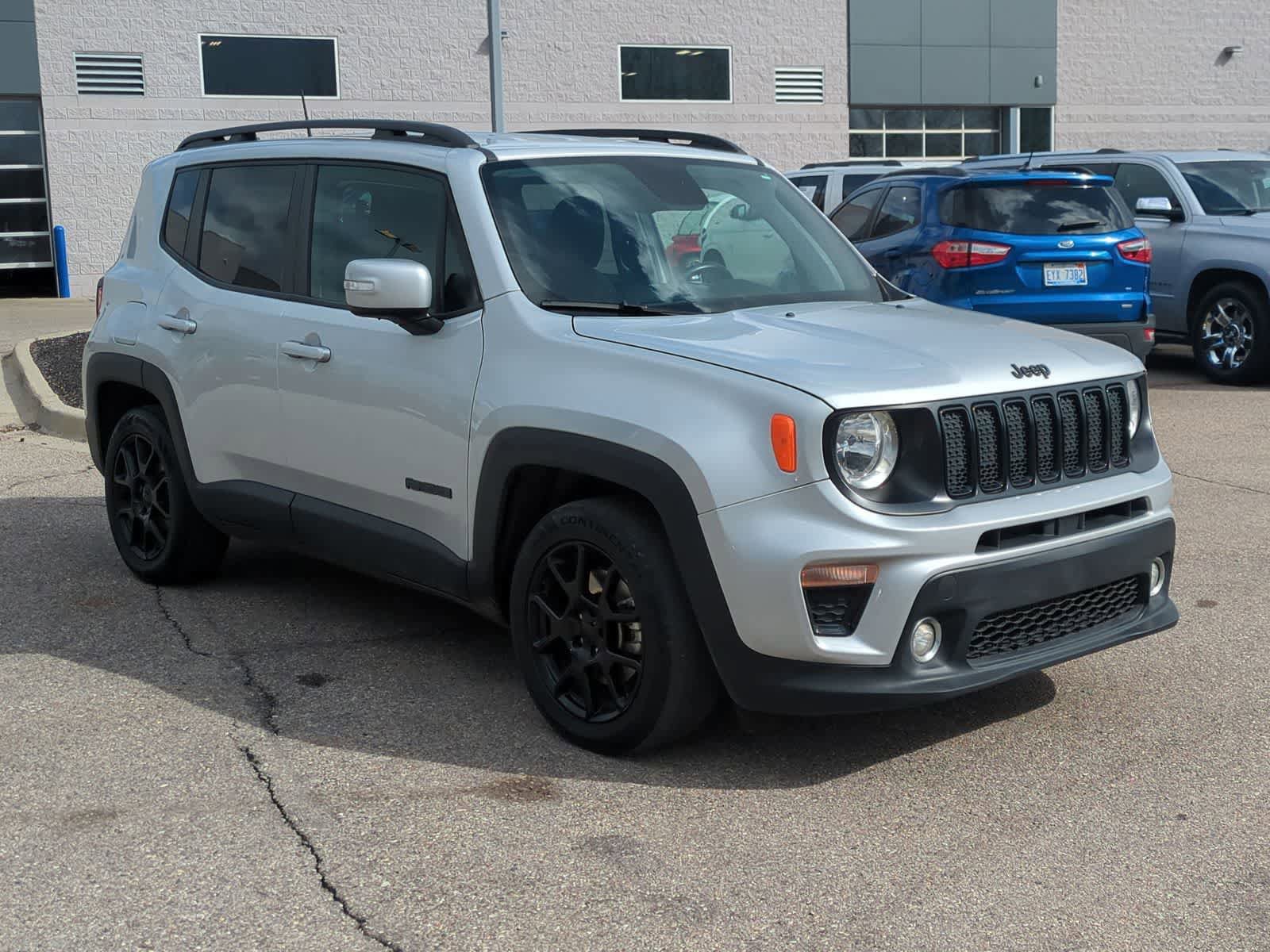 Used 2020 Jeep Renegade Altitude w/ UConnect 8.4 Nav Group FWD video 2