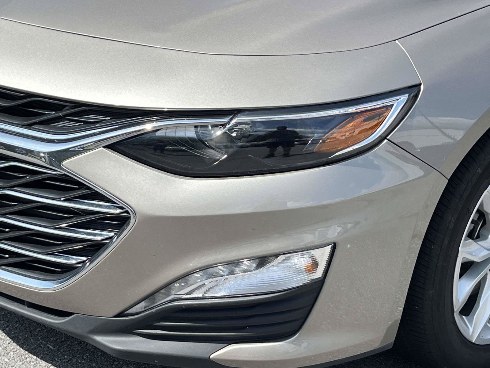 Used 2024 Chevrolet Malibu LT FWD image 11