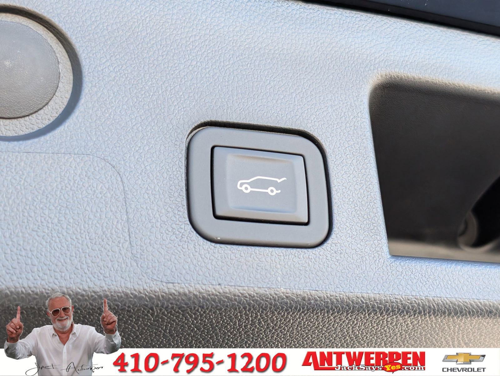 New 2026 Chevrolet Equinox LT w/ Convenience Package II image 11