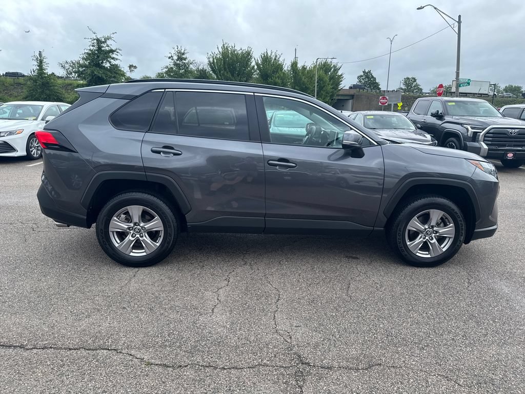 Used 2025 Toyota RAV4 XLE w/ Convenience Package AWD/4WD image 10