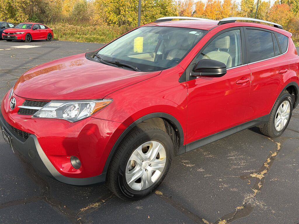 Used 2013 Toyota RAV4 LE AWD/4WD image 3