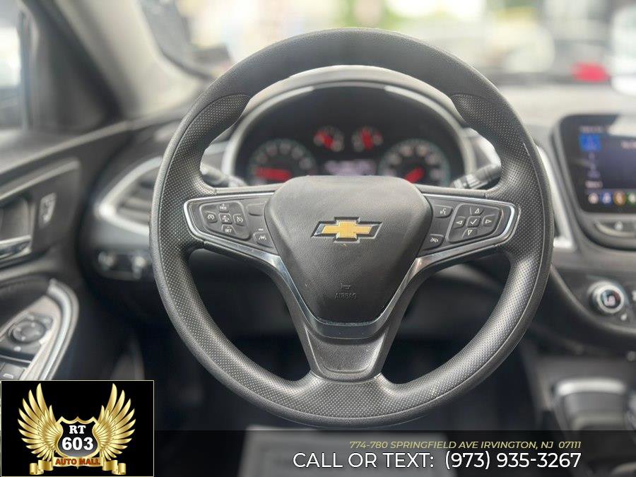 Used 2024 Chevrolet Malibu LT FWD image 11