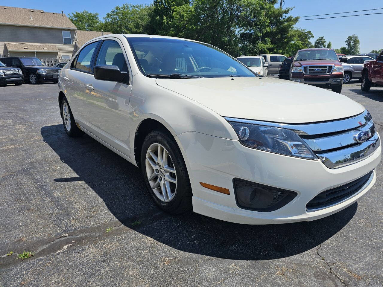 Used 2010 Ford Fusion S image 4