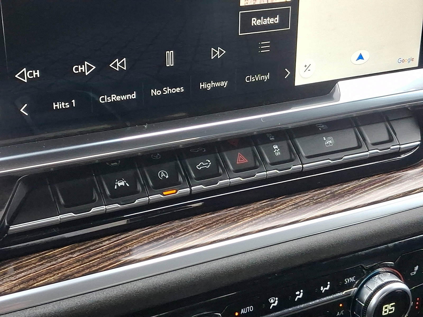 Used 2024 GMC Sierra 1500 Elevation image 27