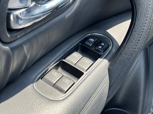 Used 2012 INFINITI QX56 2WD w/ Deluxe Touring Pkg image 32