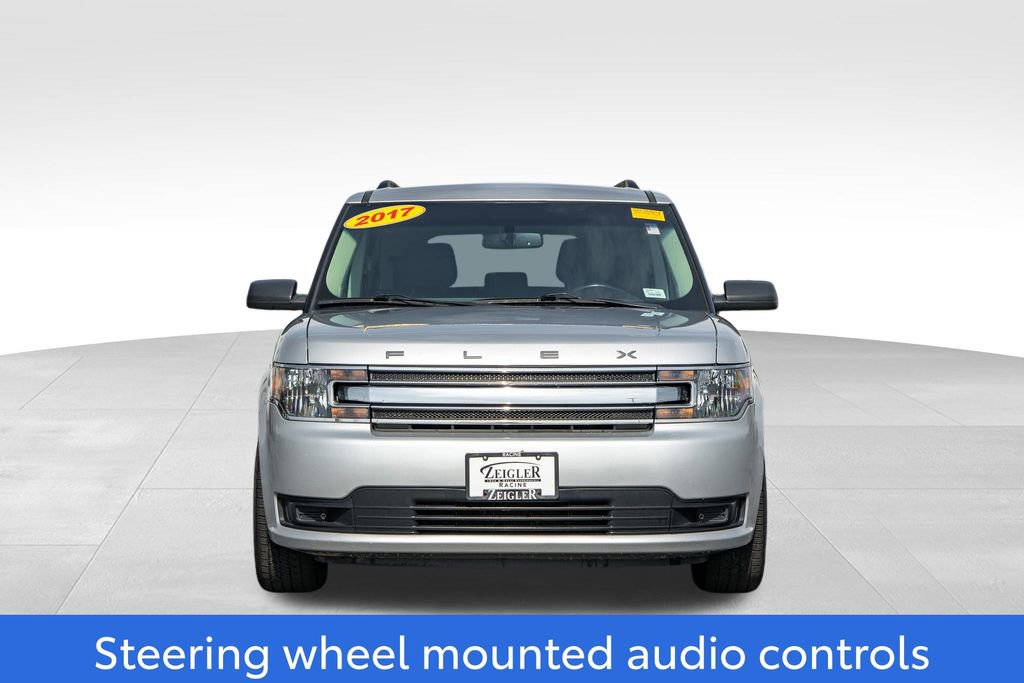 Used 2017 Ford Flex SE FWD image 2