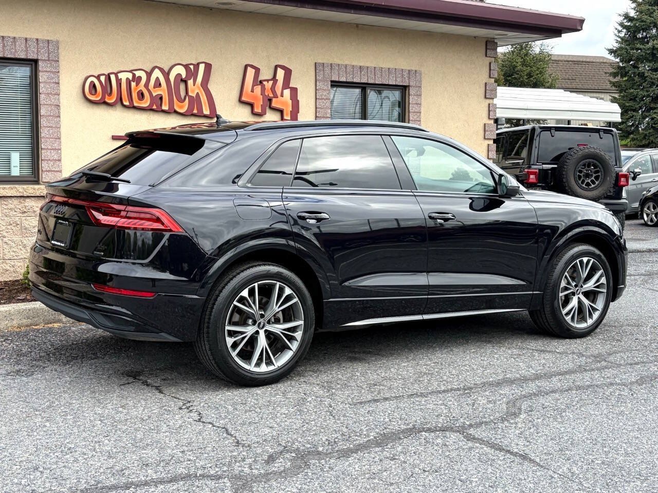 Used 2021 Audi Q8 Premium w/ Black Optic Package AWD/4WD image 2